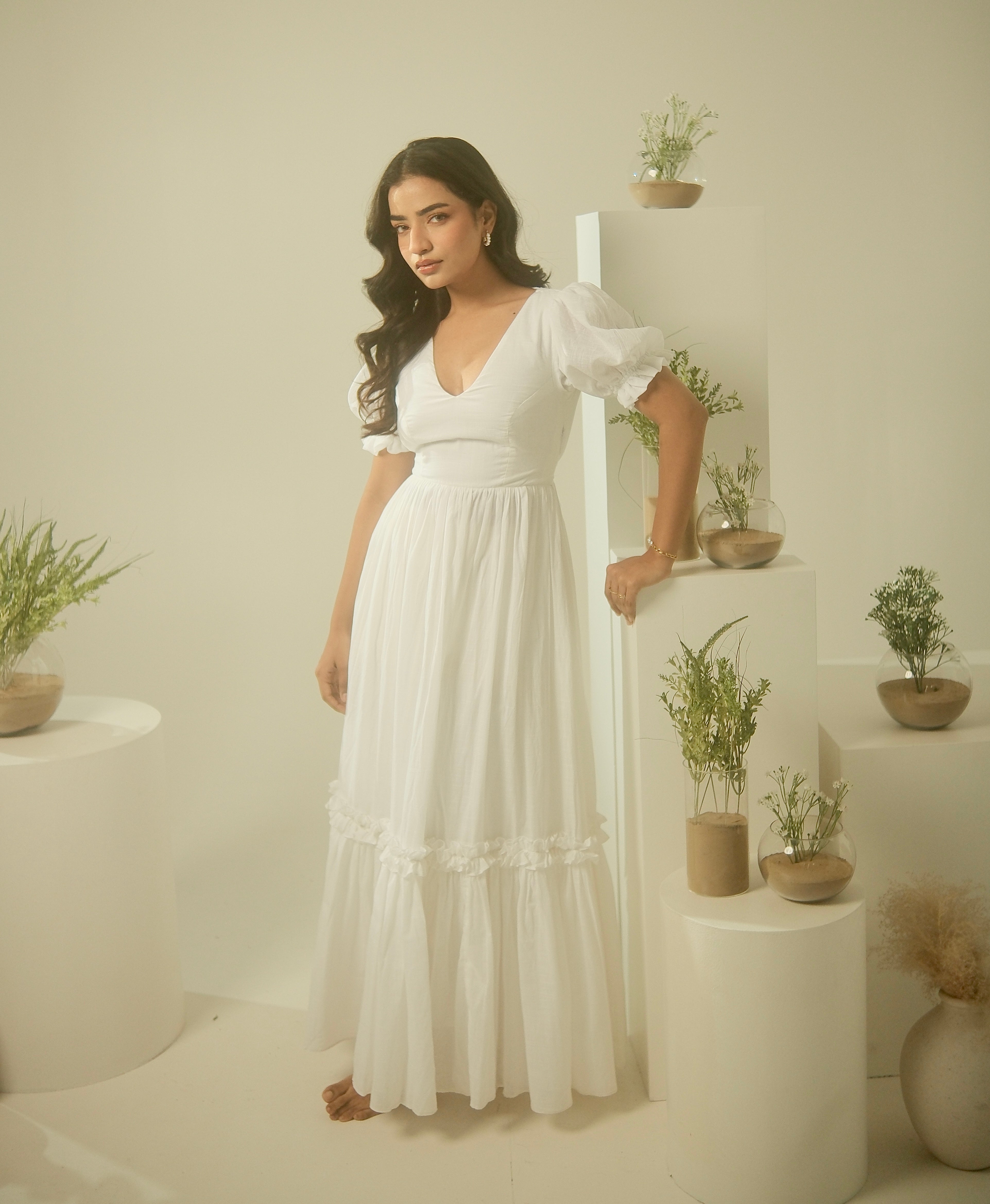 Classic v neck dress